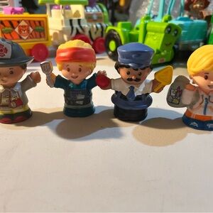 Set of 4 Little People